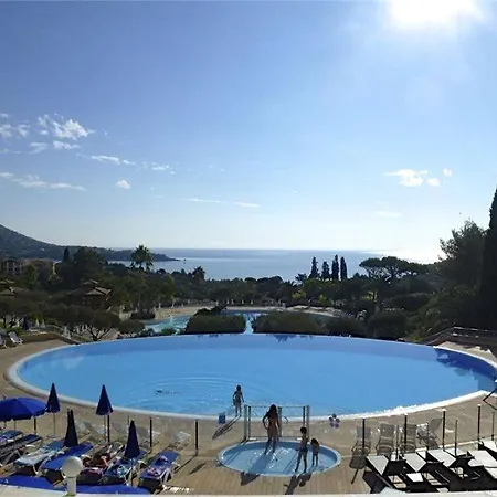 4p Vue Calme Cap Esterel Apartamento